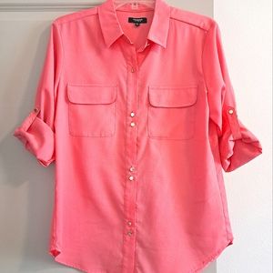Premise Coral Button Down Career Blouse Size M.